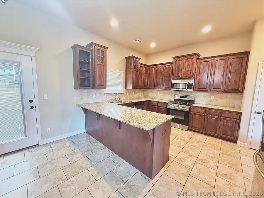 13964 Saddlebrook Drive, Oologah, OK 74053 - #2