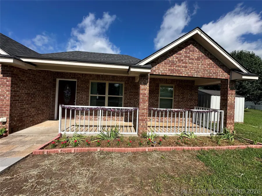 1306 W 17th Street, Sulphur, OK 73086 - #2