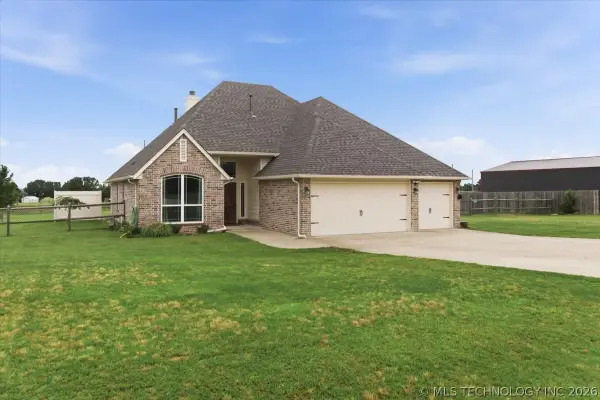 30104 Gale Avenue, Inola, OK 74036