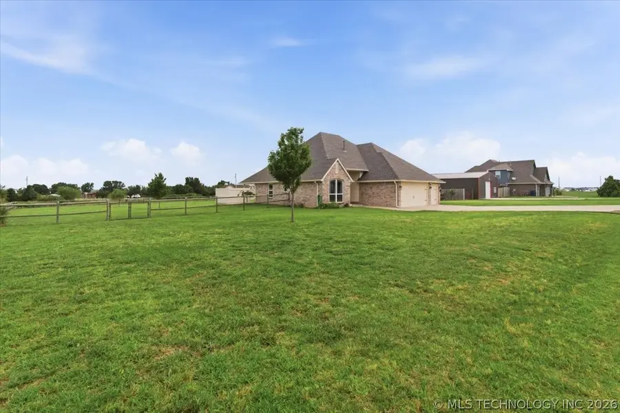 30104 Gale Avenue, Inola, OK 74036 - #3