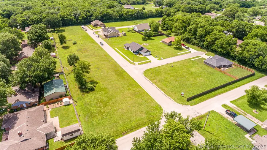 408 W 7th Street, Dewey, OK 74029 - #2