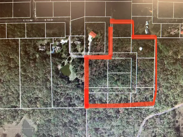 E 703 Drive, Wagoner, OK 74467