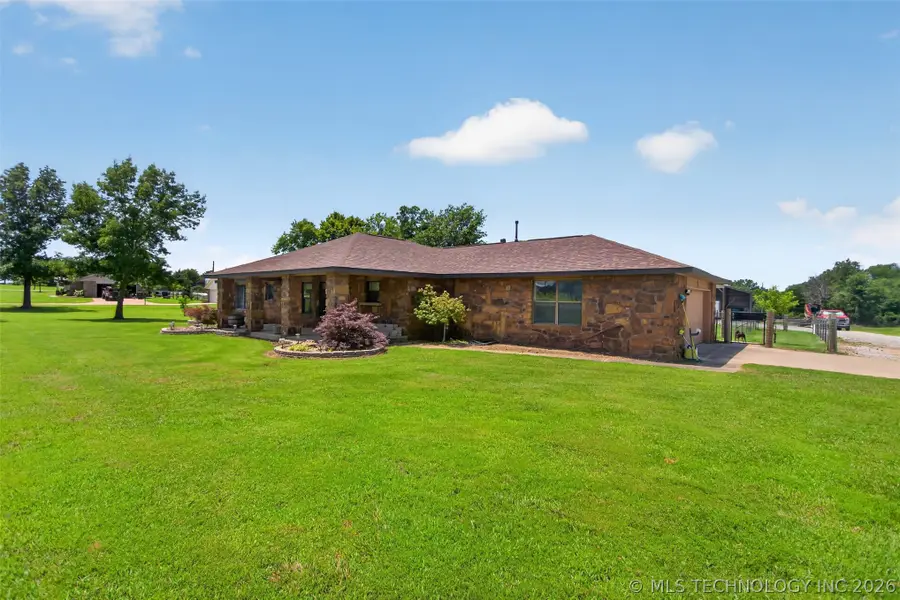 20662 S Carefree Drive, Claremore, OK 74019 - #2