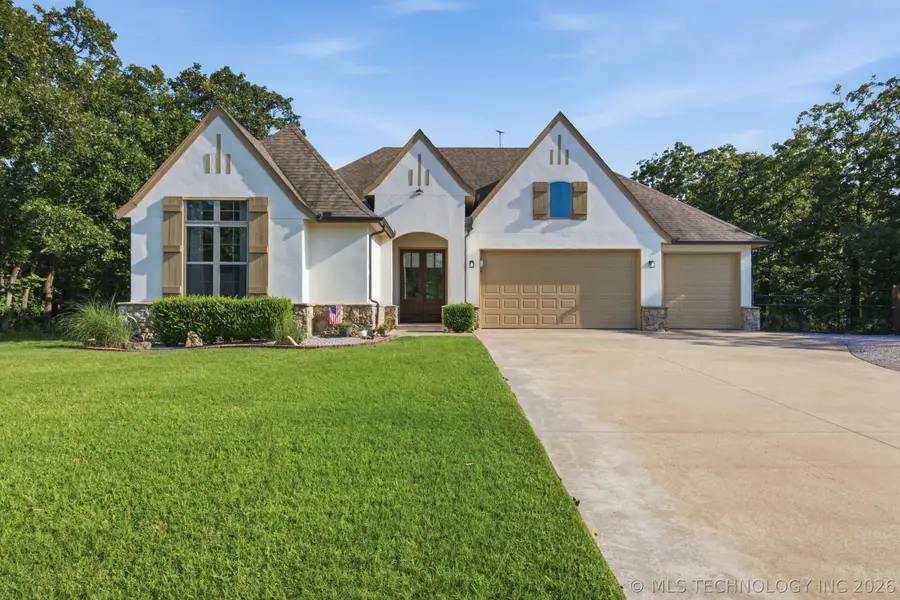 1241 Southcliff Drive, Bartlesville, OK 74003 - #2