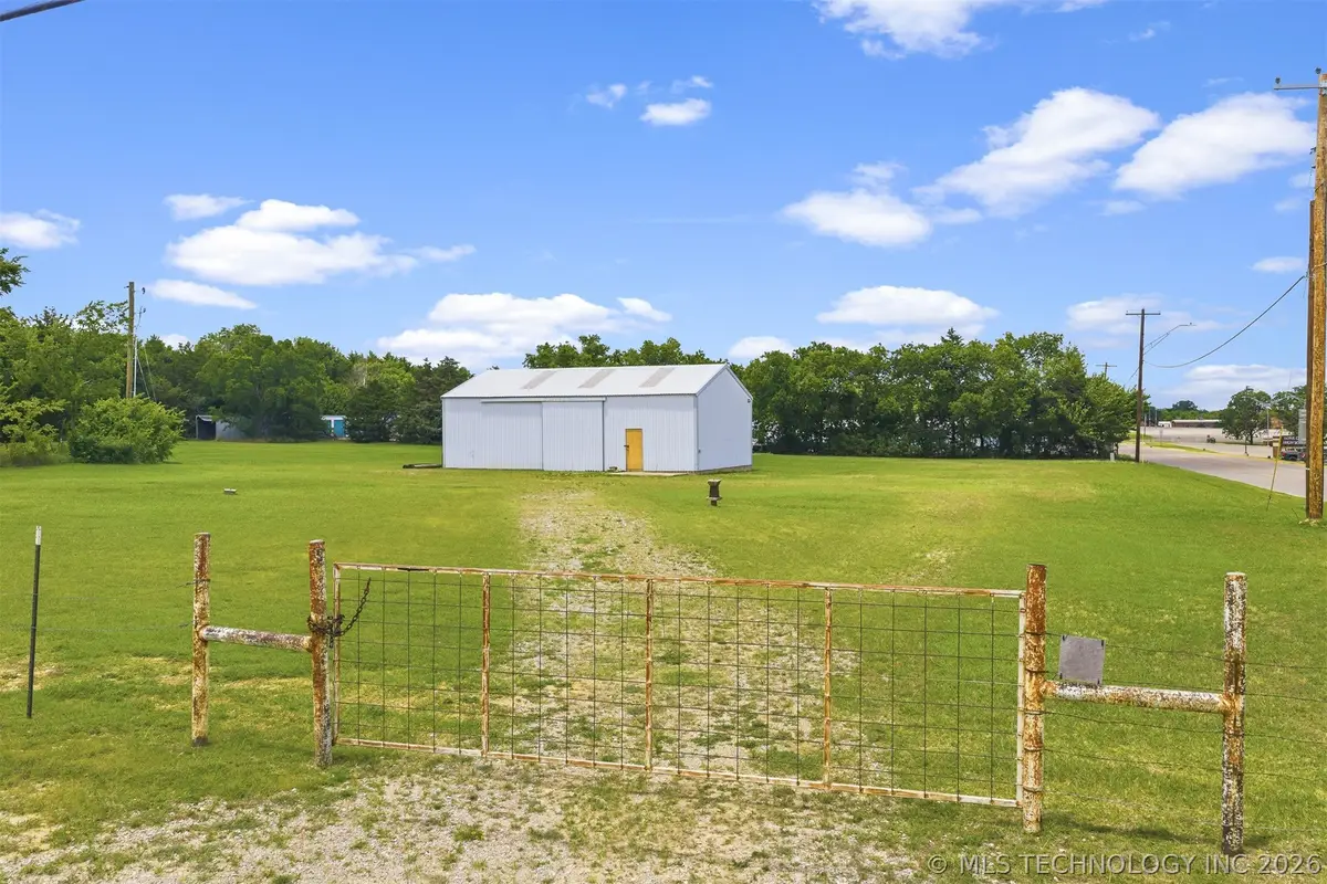 14 Cottonwood Street, Lone Grove, OK 73443 - #1