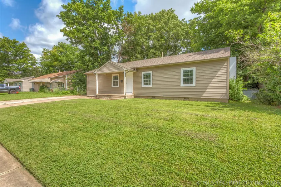 107 W 7th Street, Owasso, OK 74055 - #2