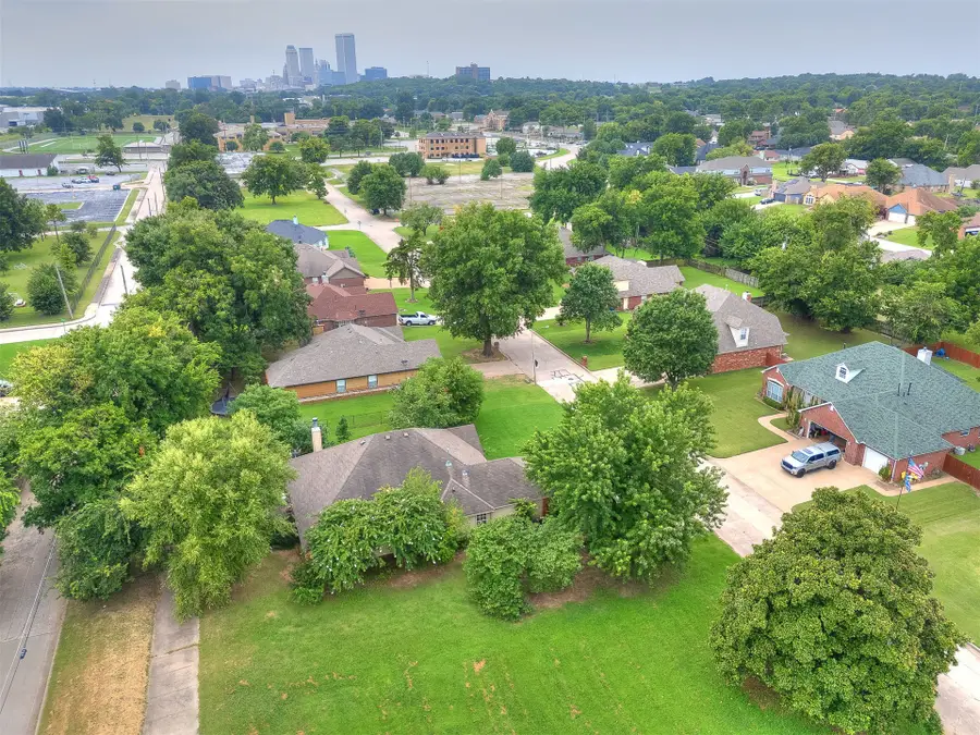1635 N Greenwood Place, Tulsa, OK 74106 - #3