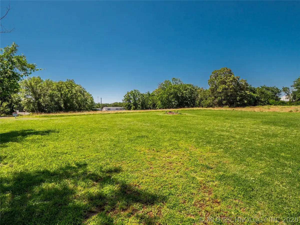 708 S 6th Street, Hartshorne, OK 74547 - #1