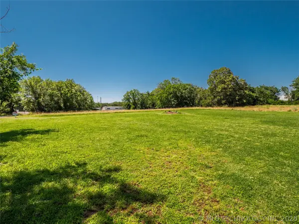 708 S 6th Street, Hartshorne, OK 74547