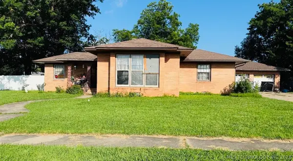 18 S Coo Y Yah Street, Pryor, OK 74361
