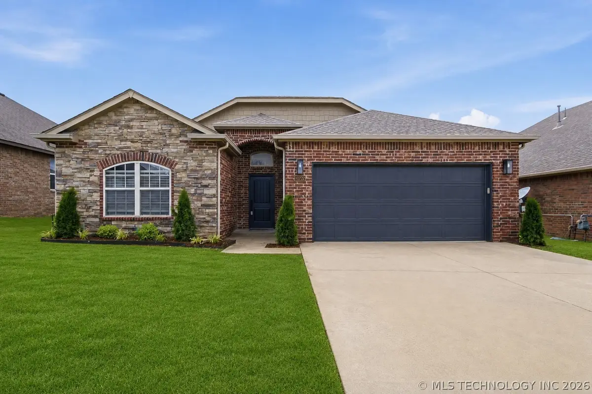 10722 Masters Circle, Jenks, OK 74037 - #1