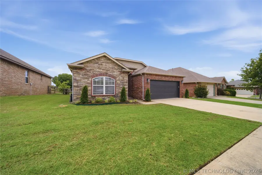 10722 Masters Circle, Jenks, OK 74037 - #2