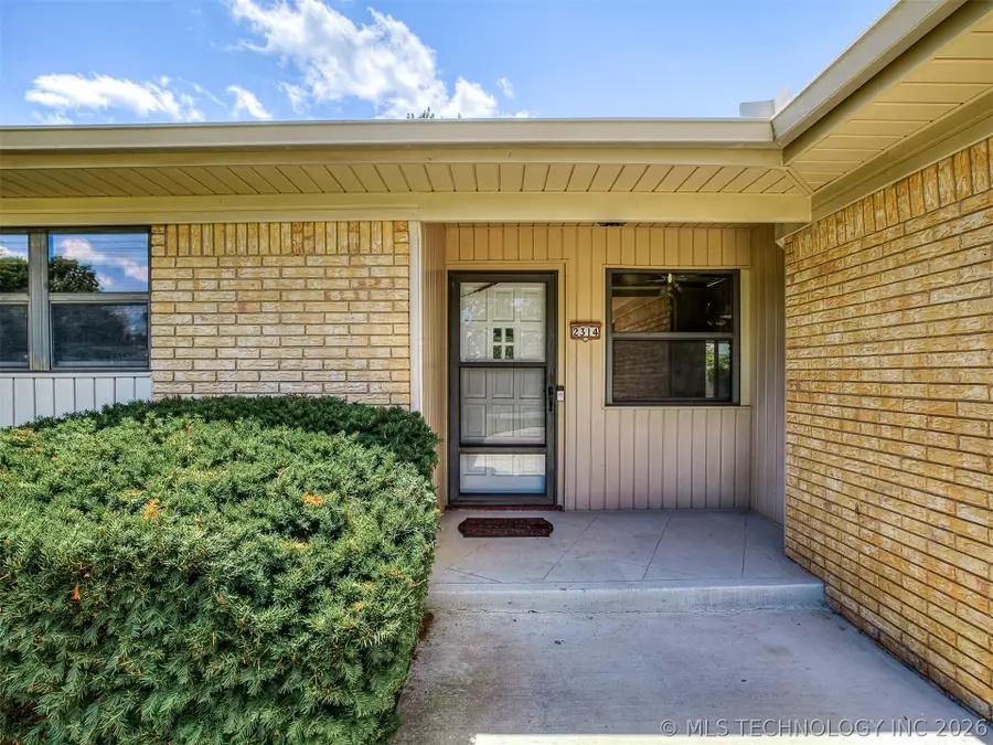 2314 S Hickory Avenue, Broken Arrow, OK 74012 - #2