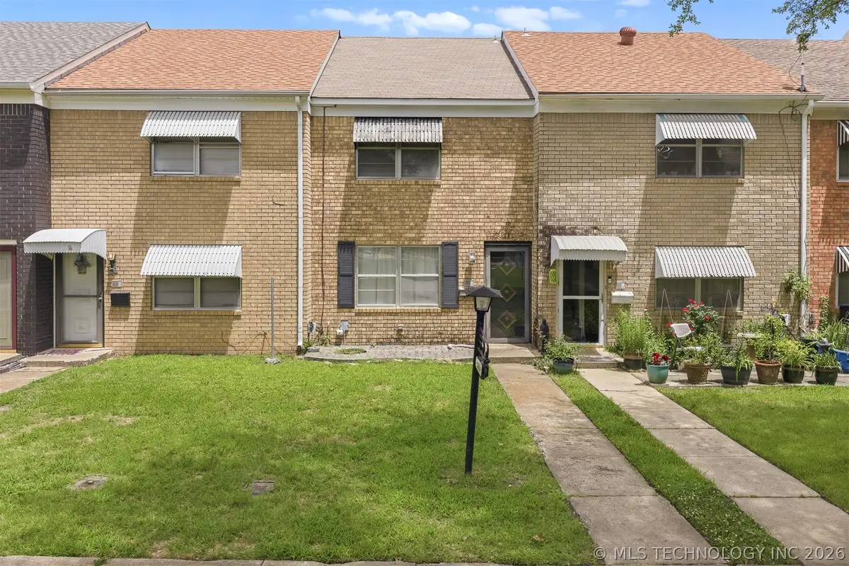 940 Manor, Ardmore, OK 73401 - #1