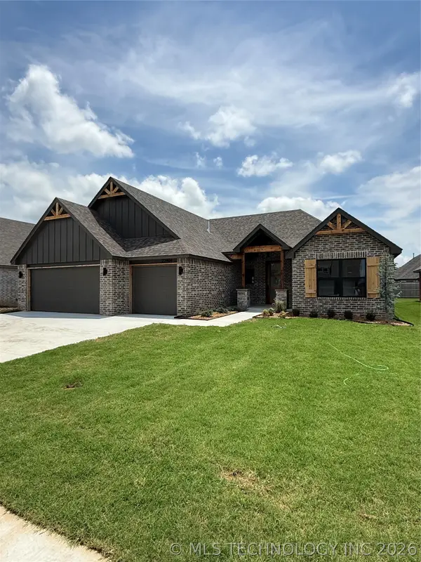 22904 E 106th Place S, Broken Arrow, OK 74014