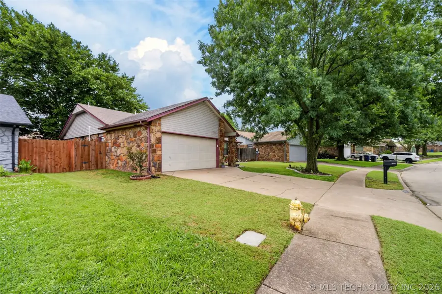 2927 S 124th East Avenue, Tulsa, OK 74129 - #3