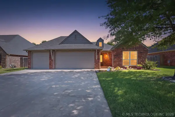 6913 N 128th Court, Owasso, OK 74055