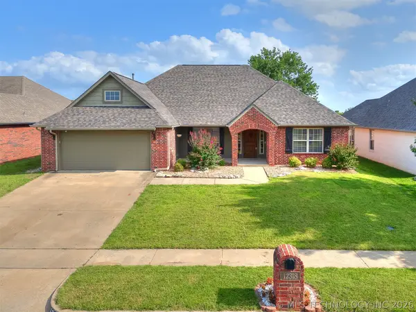 12318 E 69th Street, Owasso, OK 74055
