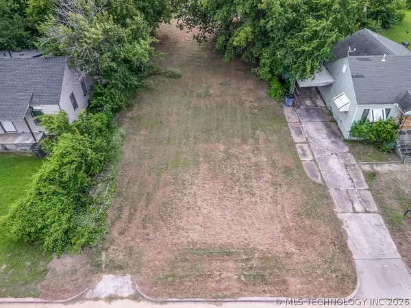 2521 N Quaker Avenue, Tulsa, OK 74106
