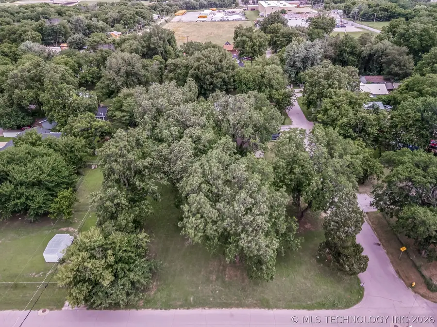 2230 N Columbia Avenue, Tulsa, OK 74110 - #3