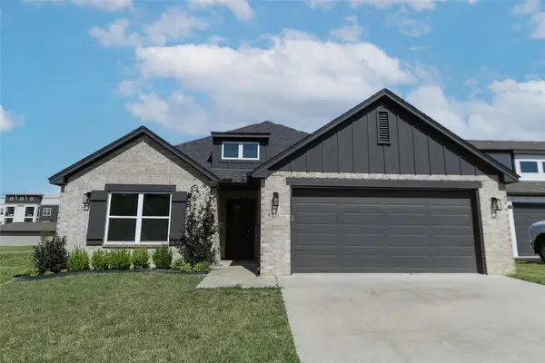4611 S Chestnut Avenue, Broken Arrow, OK 74011