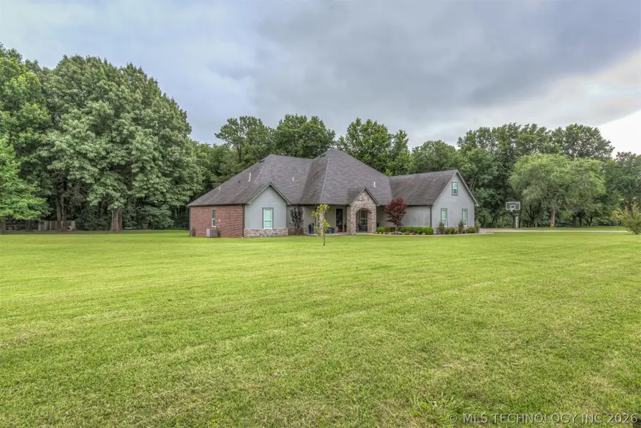 16911 S 321st East Avenue, Coweta, OK 74429 - #2
