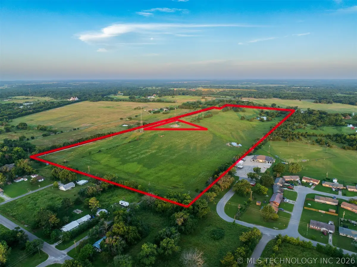 50 W Francis Street, Wetumka, OK 74883 - #1