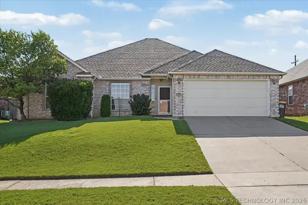3923 S 216th East Avenue, Broken Arrow, OK 74014