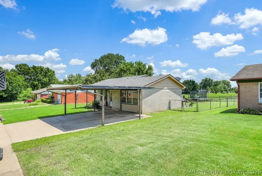 100 W Linda Street, Sapulpa, OK 74066 - #3