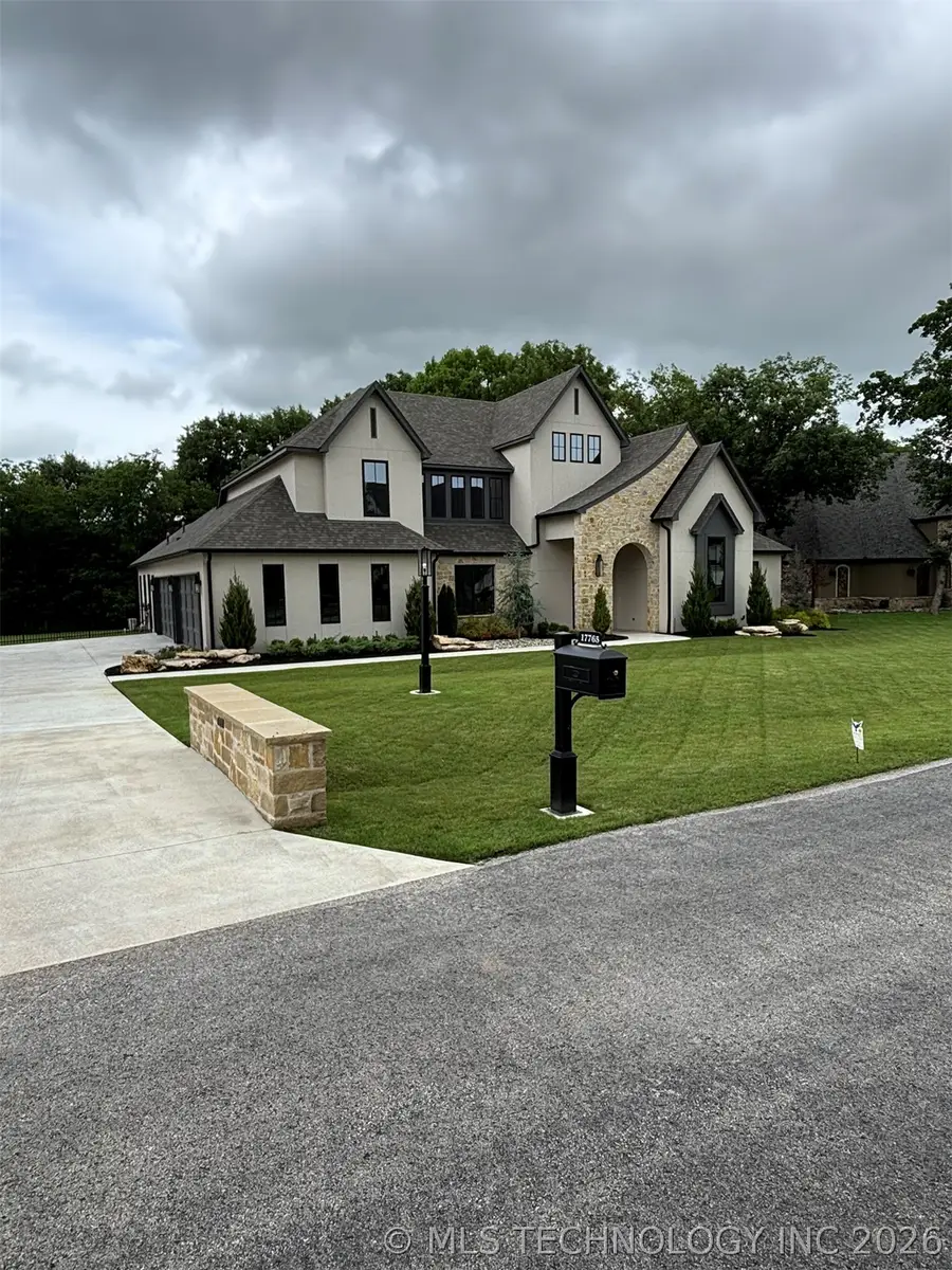 17765 E Red Hawk Road, Owasso, OK 74055 - #2