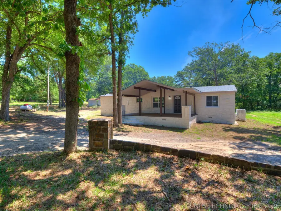 421065 E 1174 Road, Eufaula, OK 74432 - #2
