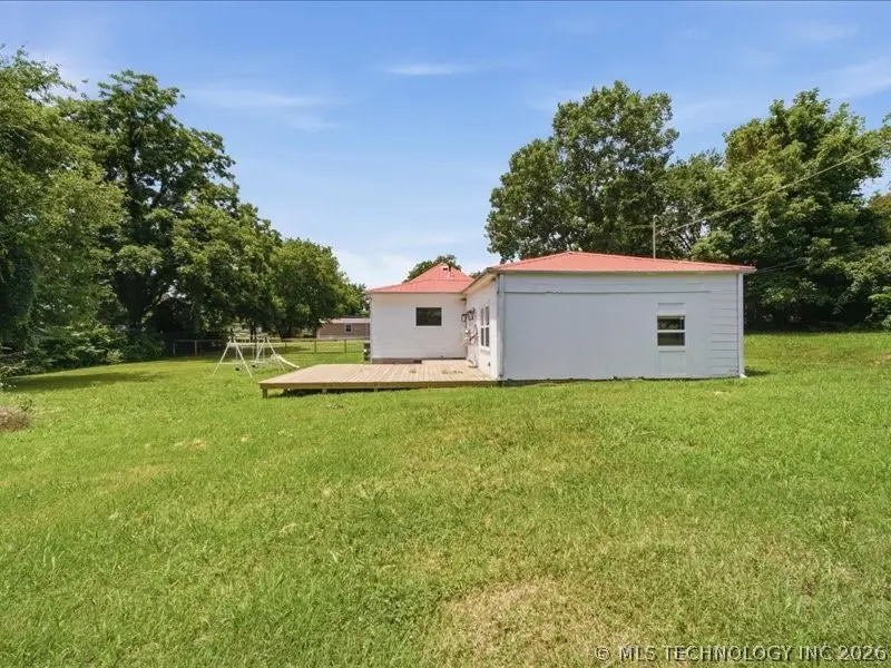 235 S Hickory Street, Nowata, OK 74048 - #2