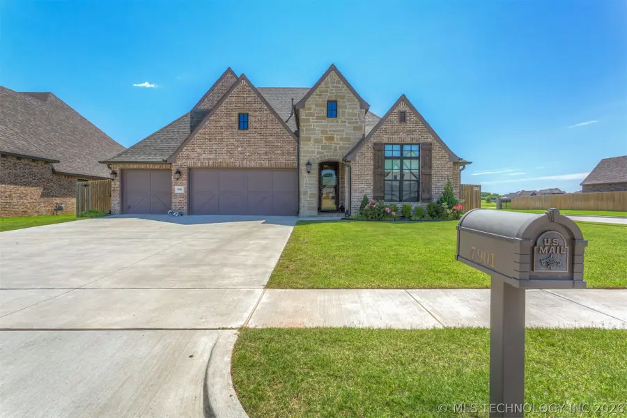 7901 N 147th East Avenue, Owasso, OK 74055 - #2