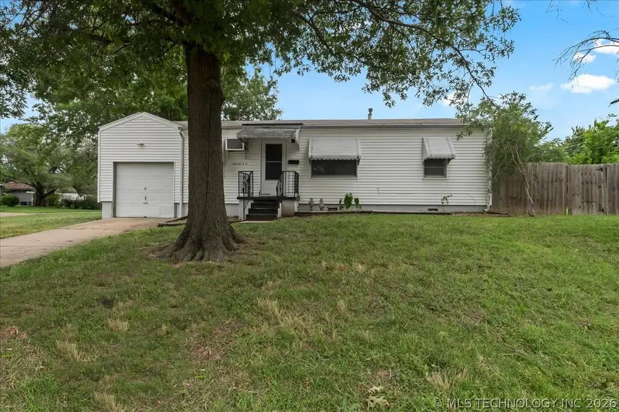 7104 E 8th Street, Tulsa, OK 74112 - #2