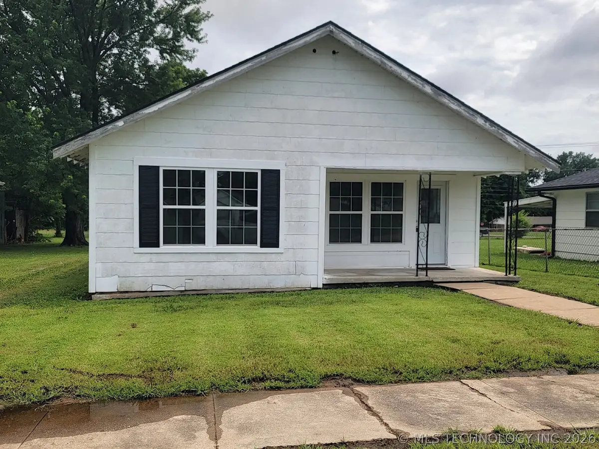 410 E 2nd Street, Stroud, OK 74079 - #1
