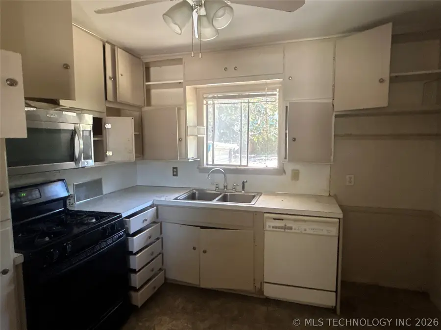6224 E 28th Street, Tulsa, OK 74114 - #3