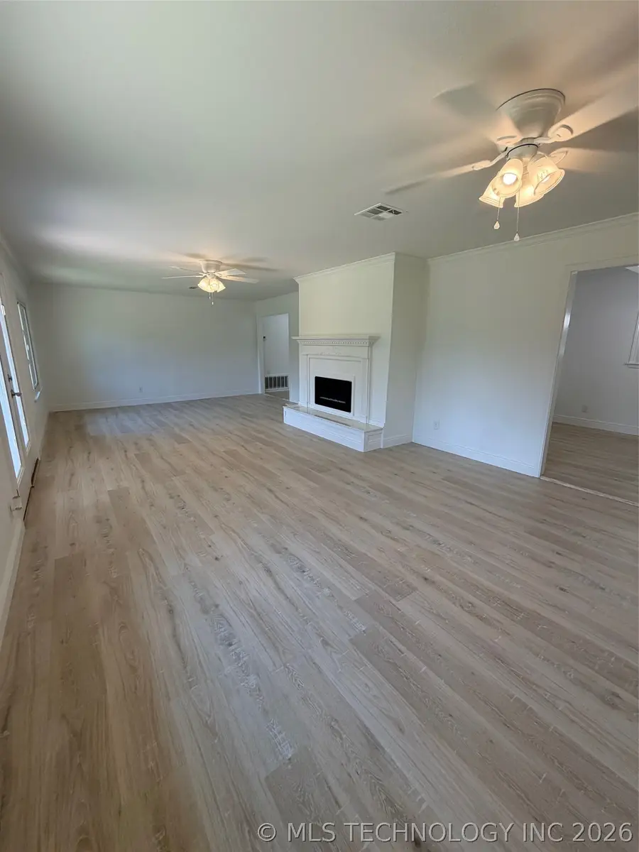 1312 Hillcrest Drive, Henryetta, OK 74437 - #3
