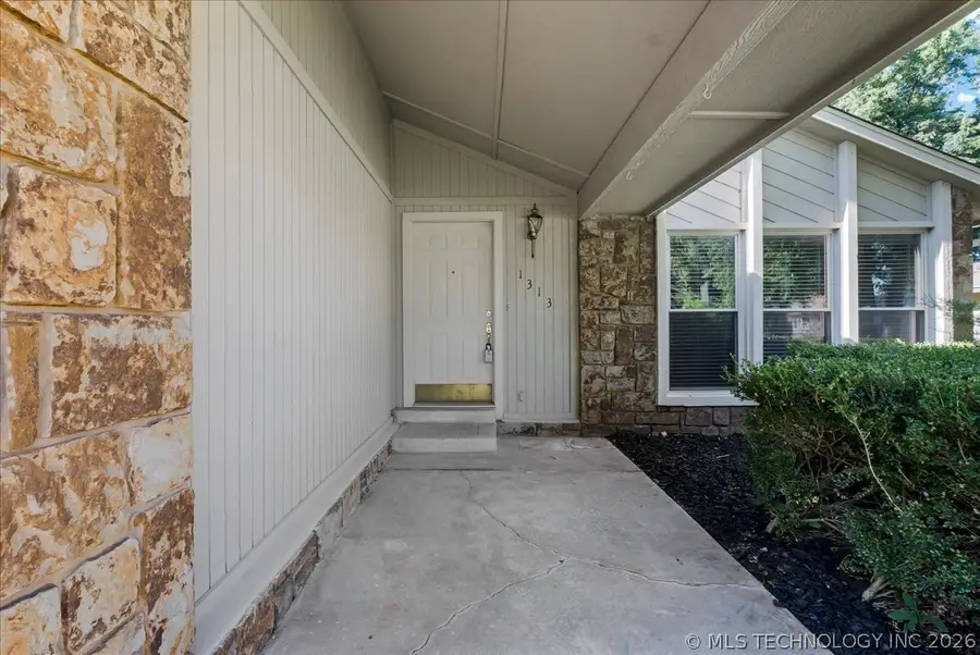 1313 W Orlando Place, Broken Arrow, OK 74011 - #2