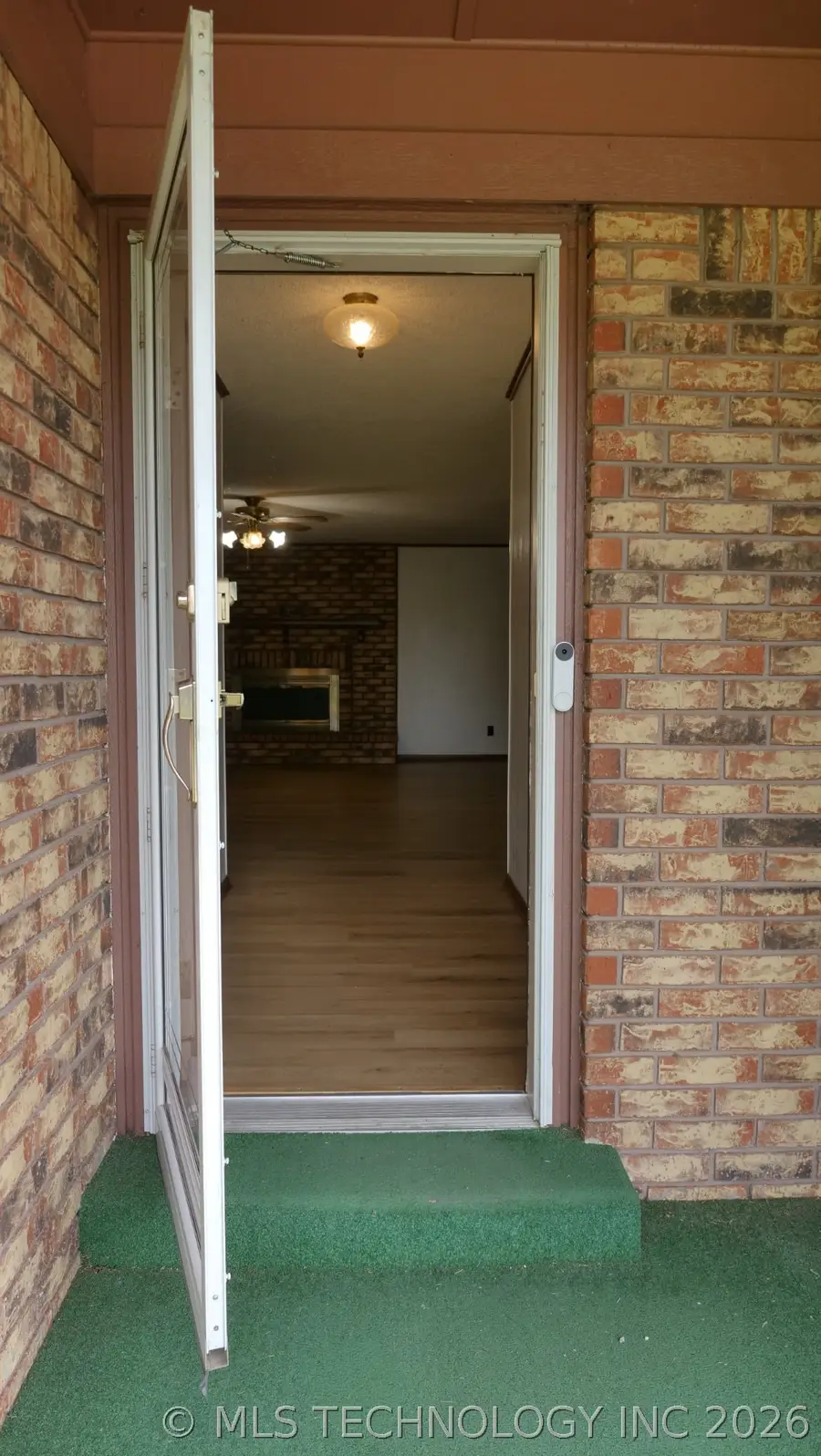 305 E Barclay Street, Henryetta, OK 74437 - #2