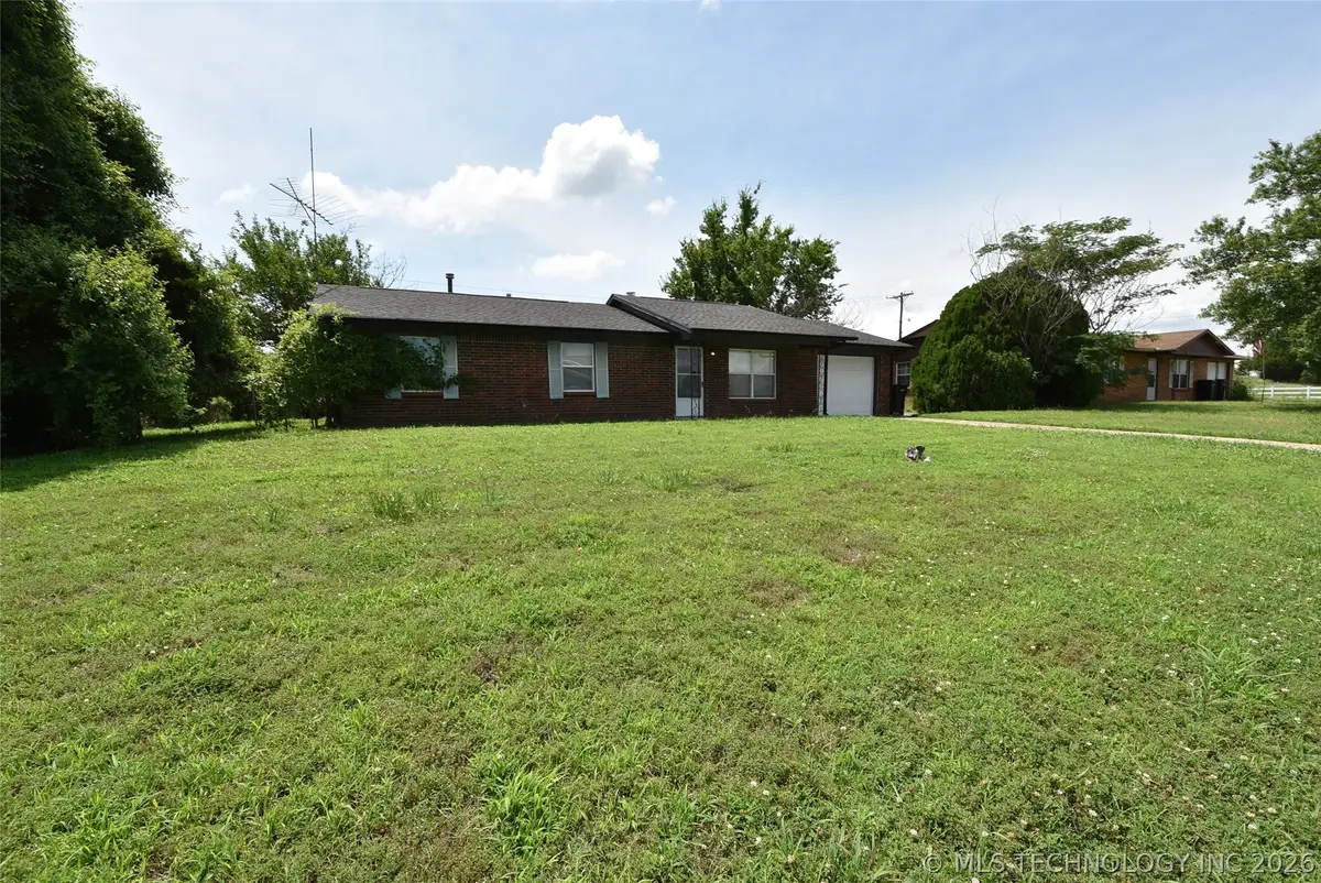 930 N Alex Noon Street, Wetumka, OK 74883 - #1