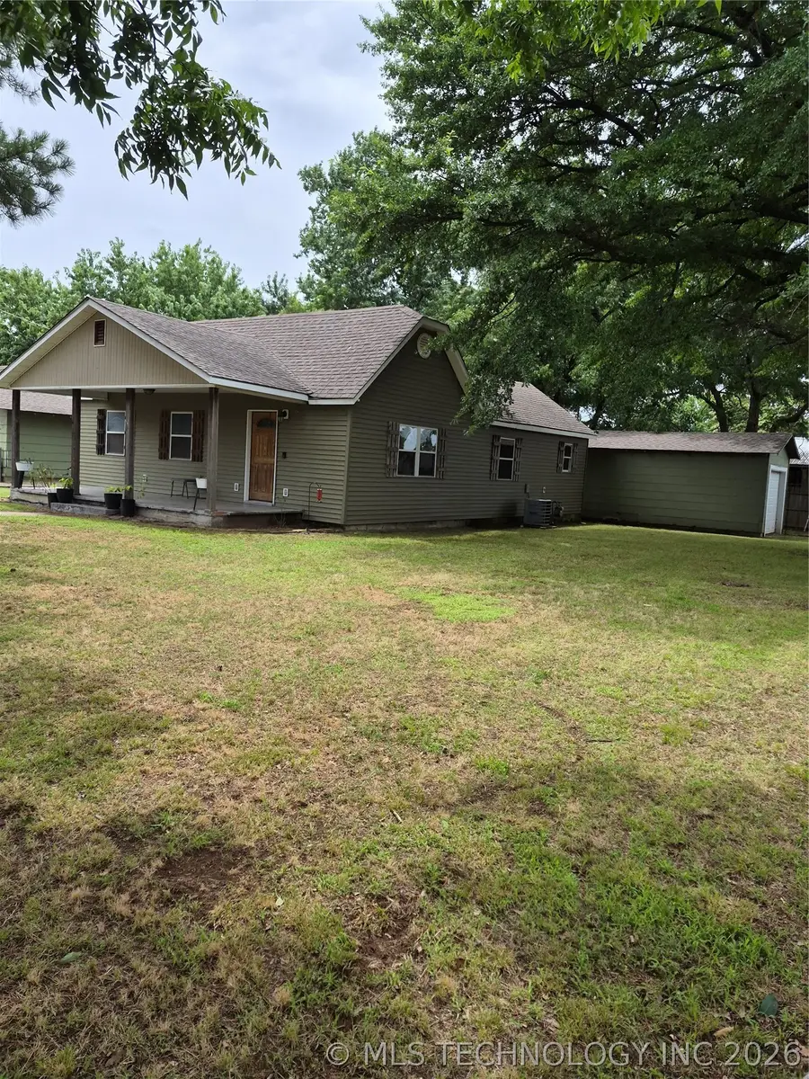 316 NW 6th, Checotah, OK 74426 - #2