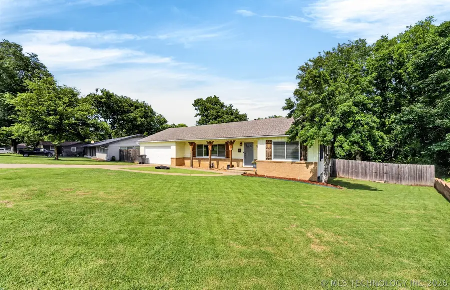 1604 Smysor Drive, Bartlesville, OK 74006 - #2