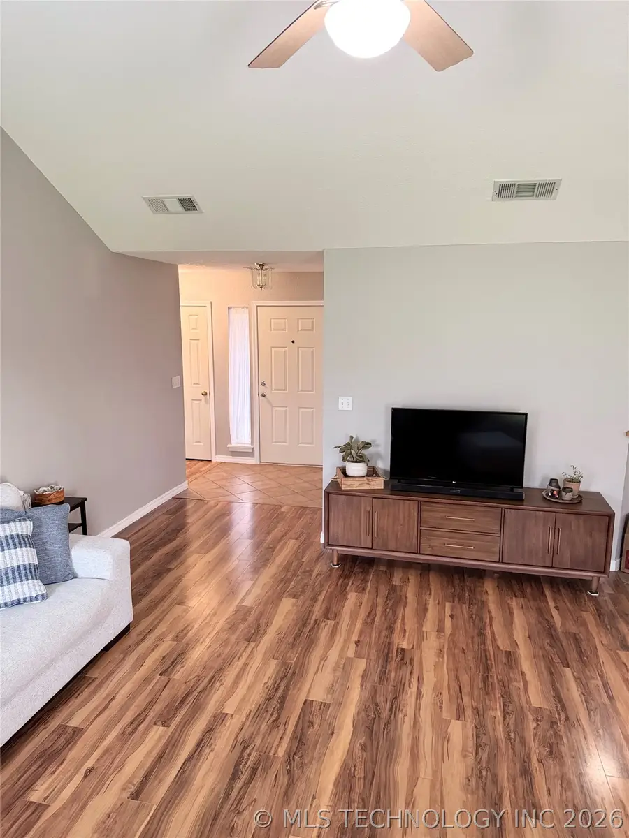 10903 E 120th Court N, Collinsville, OK 74021 - #3