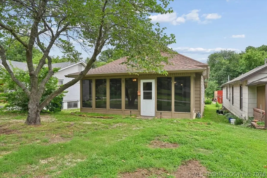 409 N Mckinley Drive, Sand Springs, OK 74063 - #2