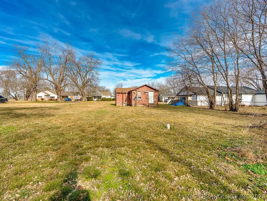 721 W 4th Street, Ada, OK 74820 - #3