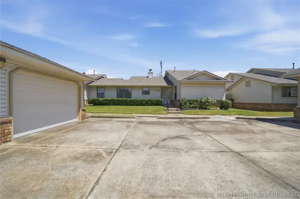 1467 W Evergreen Lane, Claremore, OK 74017