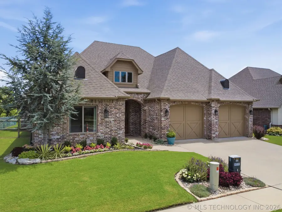 1739 W Plymouth Street, Broken Arrow, OK 74012 - #2