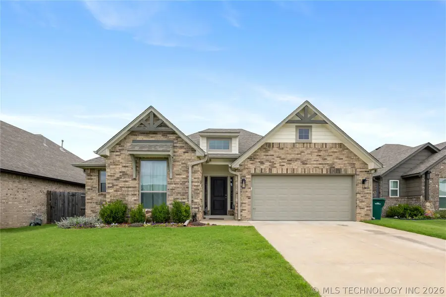 5109 S Walnut Creek Drive, Sand Springs, OK 74063 - #3