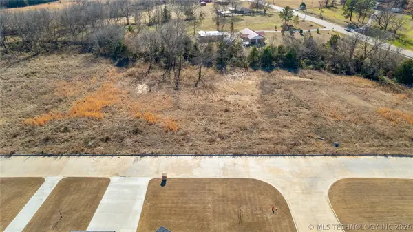 Kayla, Ada, OK 74820