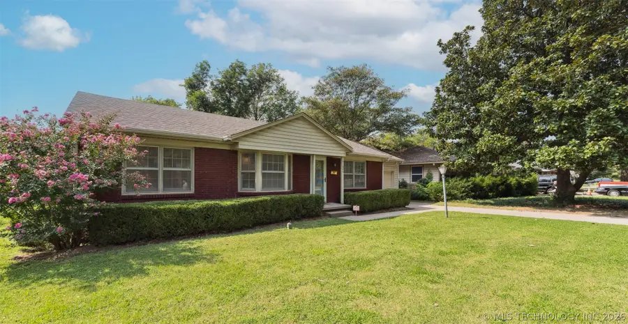 4162 S St Louis Avenue, Tulsa, OK 74105 - #2